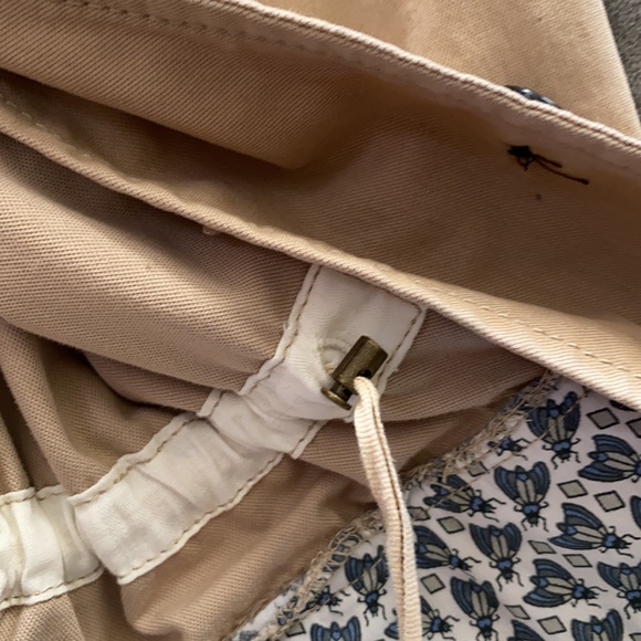 Banana Republic spring jacket. Button up with four pockets. Size 4 Khaki new - Picture 9 of 14